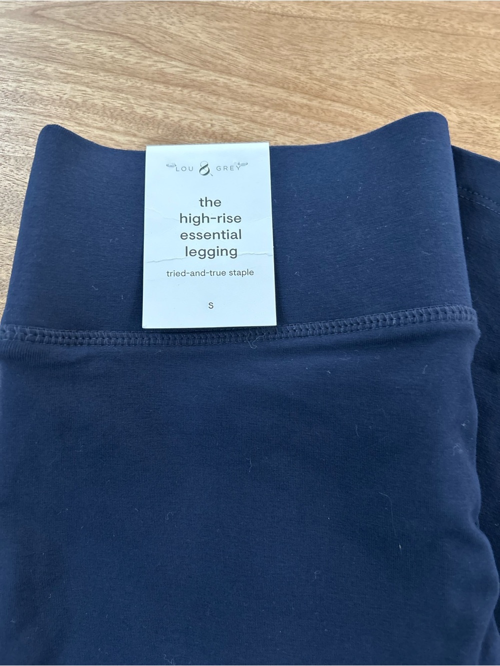Lou & Grey Navy High-Rise Leggings - Picture 2 of 3